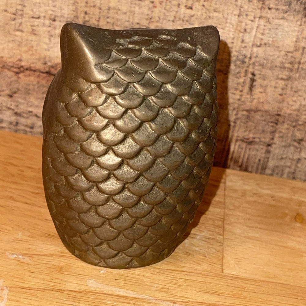 Vintage brass owl decor - Picture 2 of 5